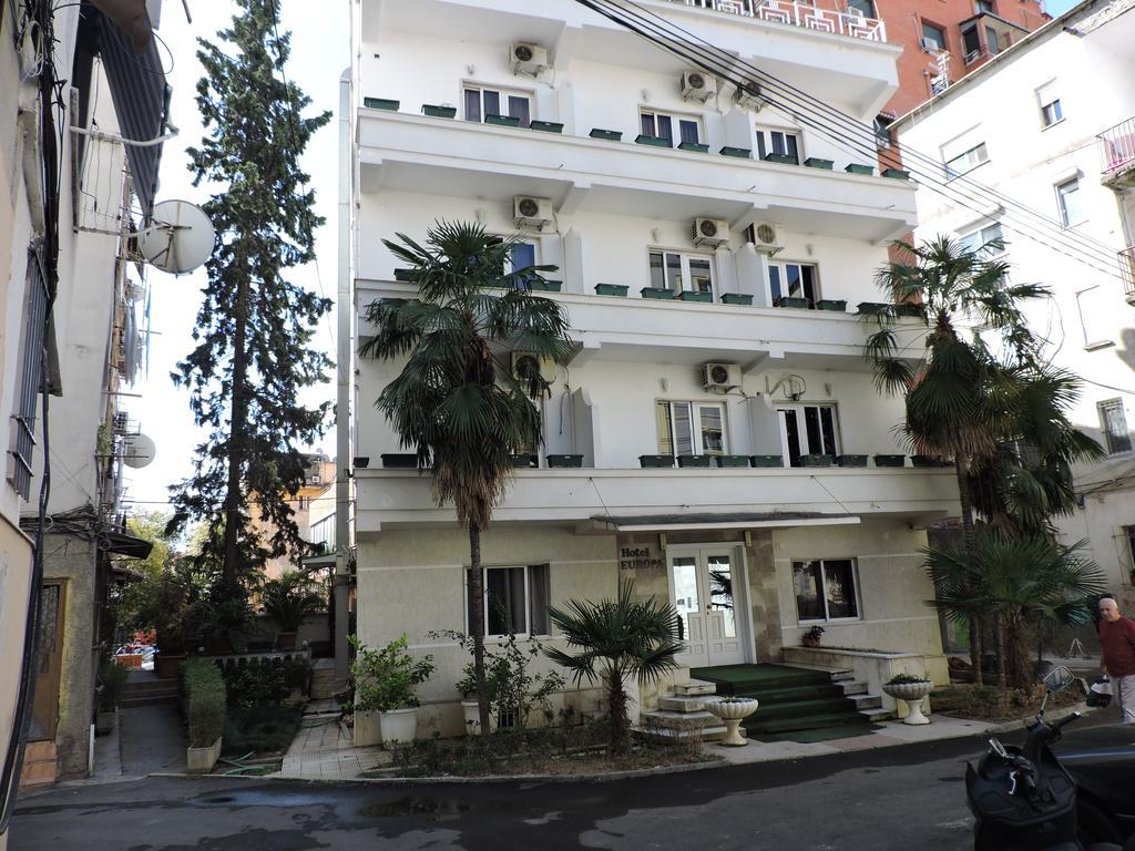 Hotel Europa Tirana Exterior foto