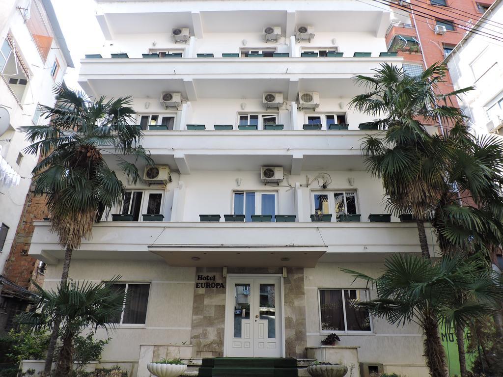 Hotel Europa Tirana Exterior foto